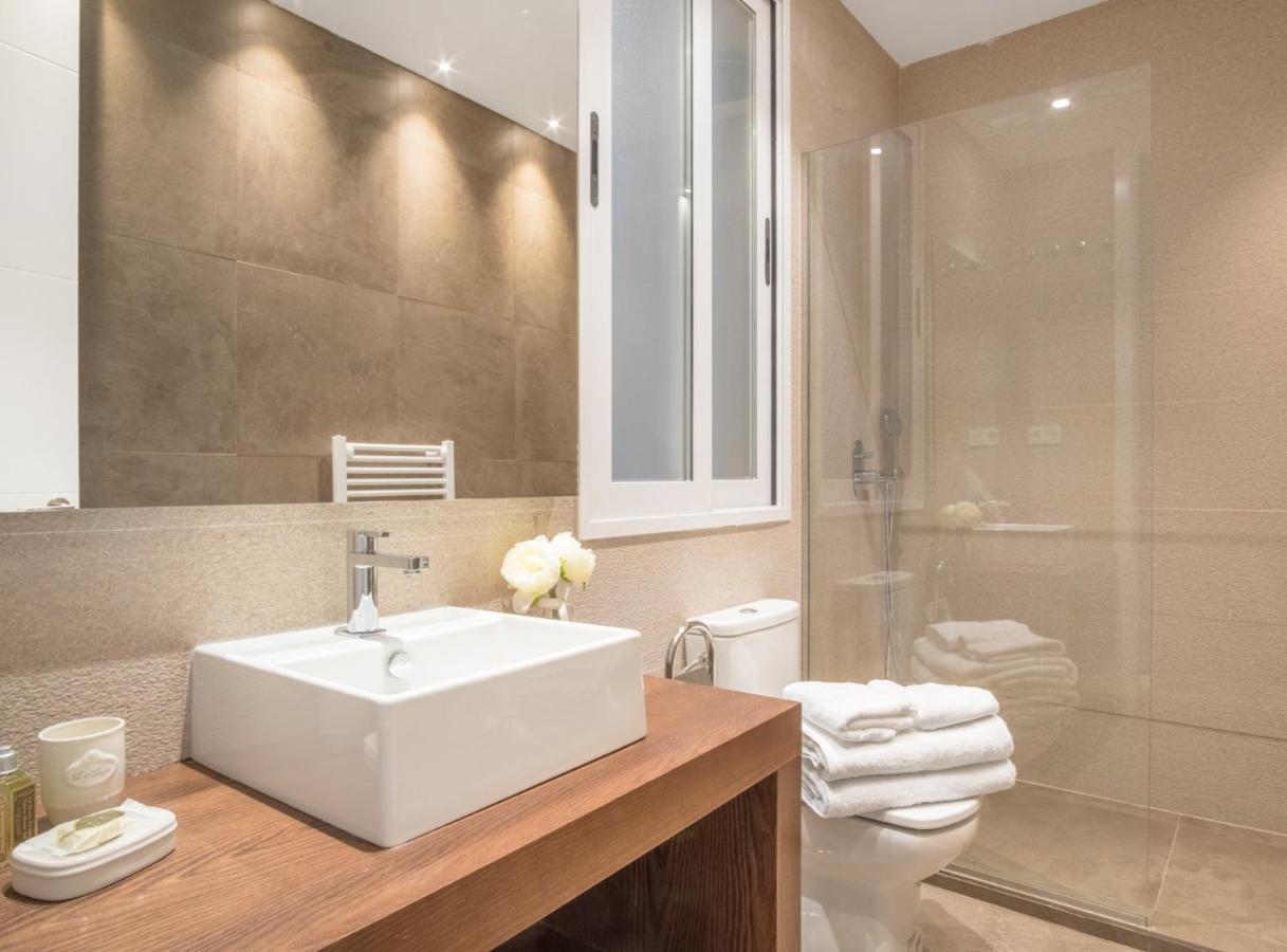 Experience The Of Madrid! Gran Via For 6, Comfort And Style In The Heart Of Chueca Iii